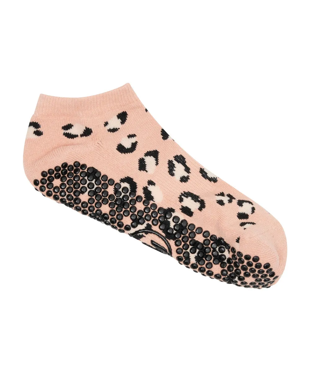 Classic Low Rise Grip Socks - Peach Sorbet Cheetah (Barre / Pilates)